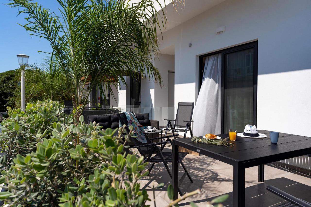 Lucian City Apartments Rhodes City Zimmer foto